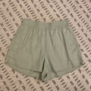 Aritzia Wilfred gelato shorts